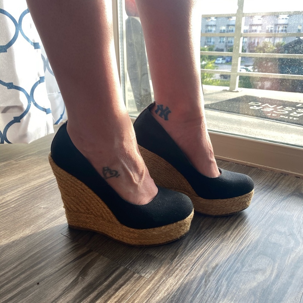 ALDO Wedges - Picture 9 of 11